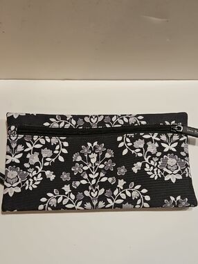 VERA BRADLEY, PENCIL POUCH  BLACK WITH WHITE FLOWERS